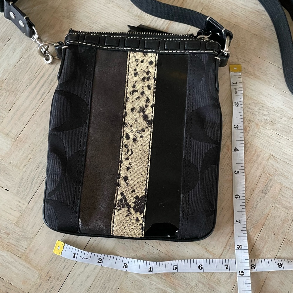 Coach Cross Body Signature Mix-material Purse - Picture 3 of 8